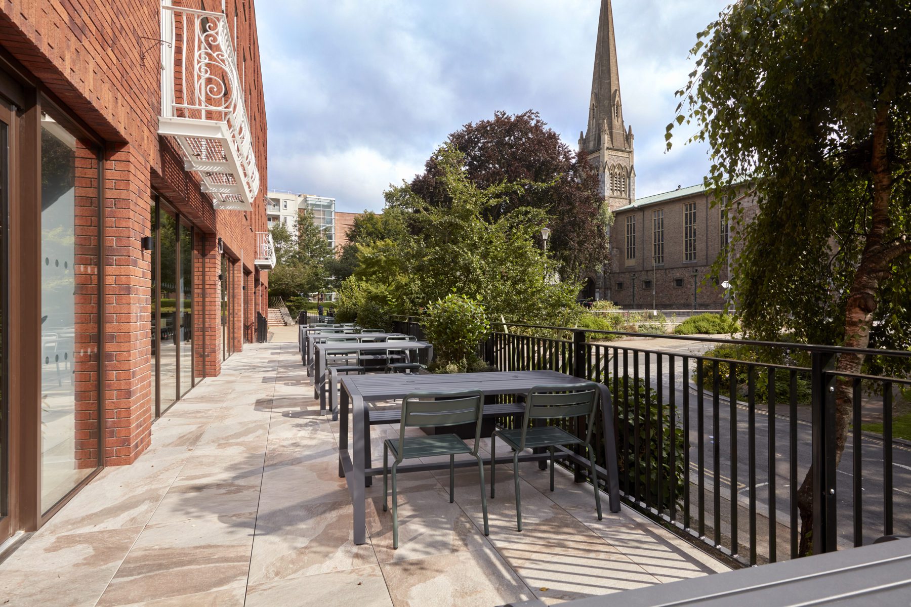 Clockwise_Exeter_Terrace