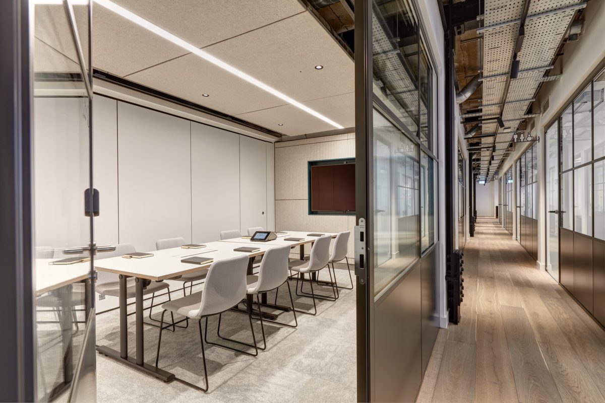 Clockwise_Leeds_MeetingRoom_M3