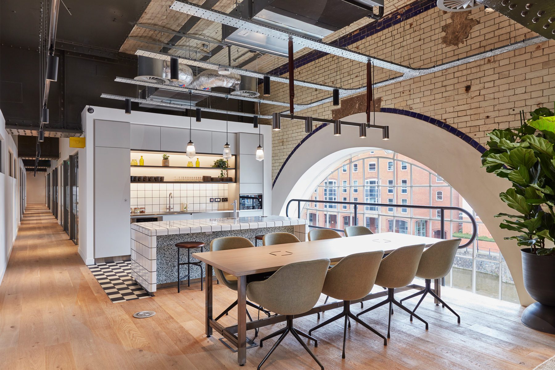 Clockwise_TheGeneratorBuilding_Bristol_LoungeAndKitchen_2
